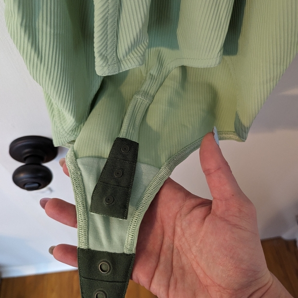 Lululemon ribbed yoga bodysuit - Creamy mint - Picture 3 of 4